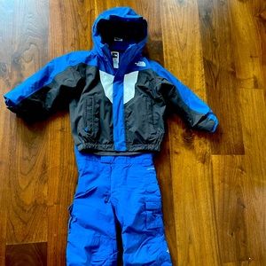 Boys 3T north face snowsuit includes ski coat without liner & snow bibs